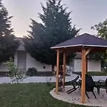 Abadi Pagony Vendeghaz Apartament