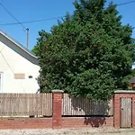 Abadi Pagony Vendeghaz Apartament