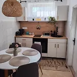 Abadi Pagony Vendeghaz Apartament