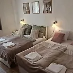 Apartament Abadi Pagony Vendeghaz *