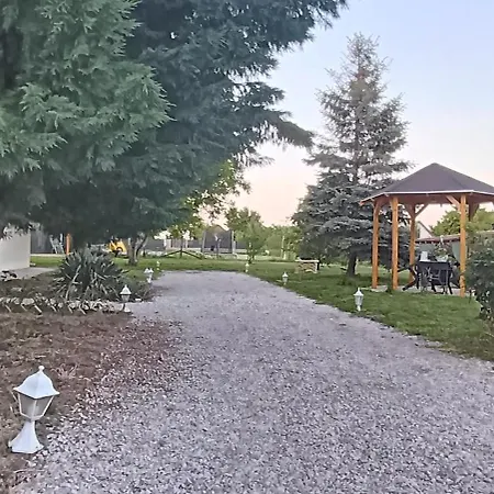 Abadi Pagony Vendeghaz Appartement Abádszalók
