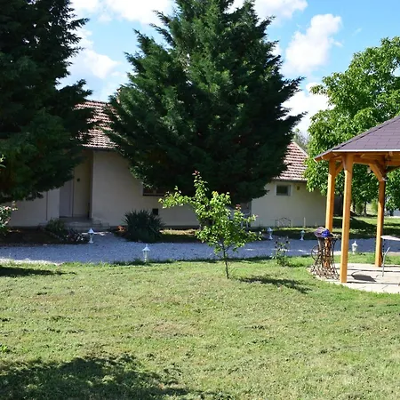 Abadi Pagony Vendeghaz Apartment *