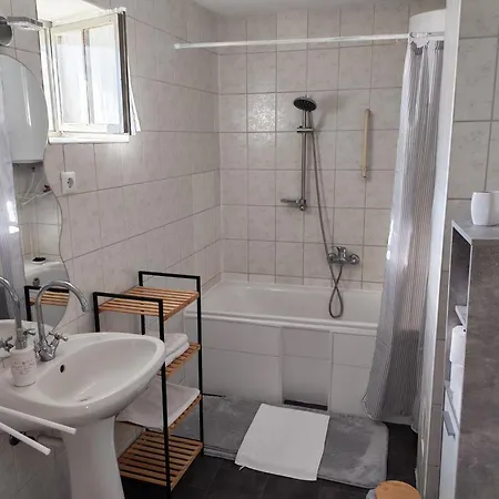 Abadi Pagony Vendeghaz Apartment
